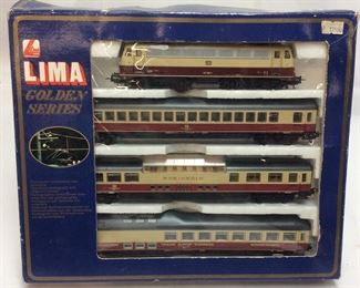 VTG. LIMA MODELS GOLDEN SERIES HO SCALE TRAIN CARS