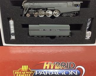 BROADWAY LIMITED HYBRID PARAGON SERIES 2 HO SCALE DREYFUSS HUDSON 464 LOCOMOTIVE w SOUND & BOX,