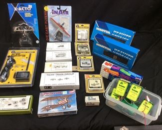 ASSORTED H-O SCALE MODELS, TOOLS  & ACCESSORIES, 5 TORTOISE SLOW MOTION SWITCH MACHINES, JORDAN HIGHWAY MINIATURES, WOODLAND SCENICS,