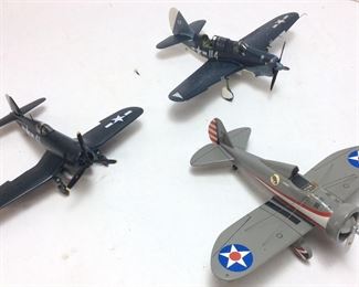 (3) VTG. MILITARY FIGHTER MODELS