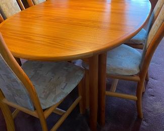 Mid Century Teak Dining Set, 6 Place or With 3 Leafs Turn Into 12 Seatings