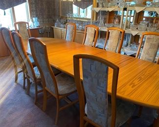 Mid Century Teak Dining Set, 6 Place or With 3 Leafs Turn Into 12 Seatings