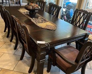 Dining table 