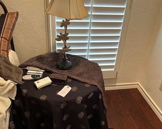 Decorative table and cloth