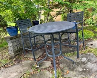 Aluminum Bar Top Bistro Set
$95.00