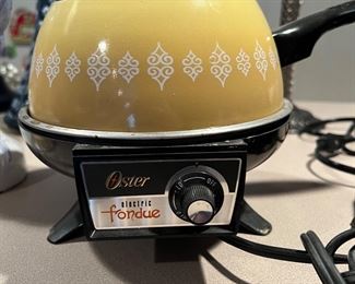 Vintage Oster Fondue Pot
$12.00