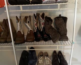 Lots of ladies shoes and boots sizes 8.5 - 9