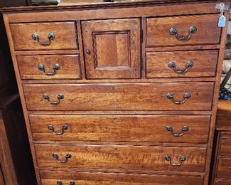Lexington Dresser