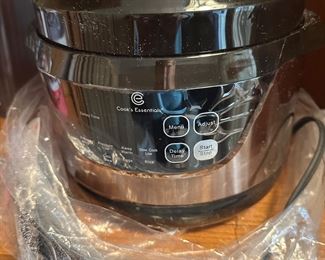 Cooks Essential Slow Cooker NEW