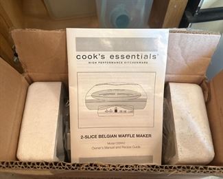 Cook's Essentails 2 Slice Belgian Waffle Maker NEW