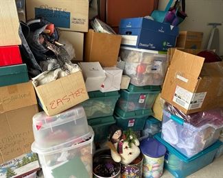 Holiday HOLIDAY HOLIDAY!