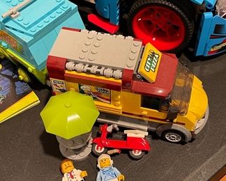 Pizza Delivery Lego set