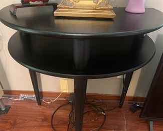 1/2 Circle Table