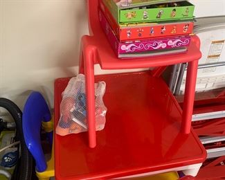 Kids table and Chairs