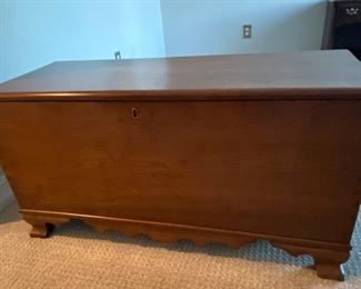 Beautiful Dove Tail Blanket Chest