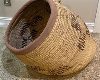 Laundry Basket(?)