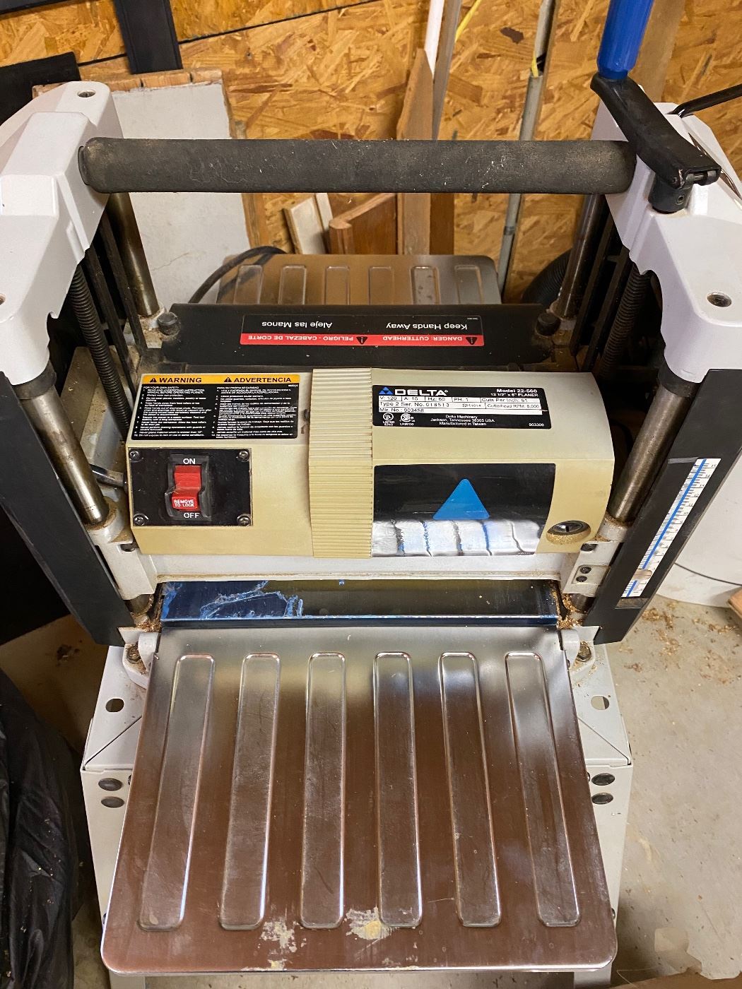 Delta 22-550 Planer
