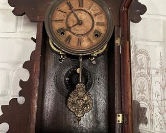 Antique not working Mantle clock