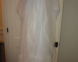 Vintage wedding dress