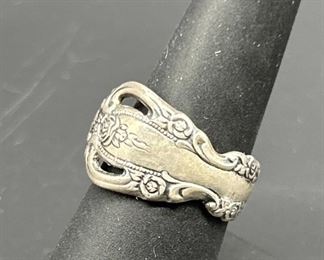 Sterling Ring, Size 7.5,  Total Weight 5.6g
