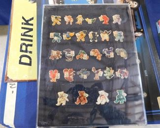 Beanie Babies pin set