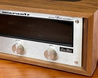 Marantz Model 510 Vintage Stereo Power Amp Professional 2-channel Amplifier with Wood Cabinet 	118002	7.375 x 17.75 x 16in