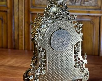 3pc Imperial Franz Hermle Brevettato Italy Solid Brass Mantle Clock w/ Garniture Candelabras Ormolu 130-070  	1186006	Clock: 24x14x6in <BR> Candelabras: 24x12x12in