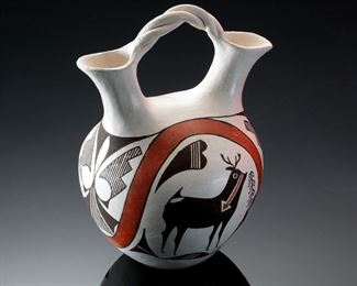 Marie Z Chino Acoma Pueblo Pottery Double Spout Wedding Vase Native American Heartline Deer	425036	7in H x 5.25in Diameter at widest 