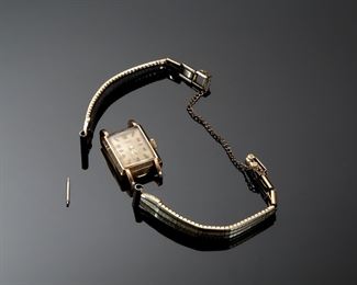 1940s 18k Gold BERG Watch Alpha 17 Jewels 6460 Movement Swiss	331395
