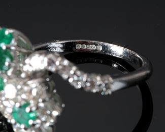 18k White Gold Diamond & Emerald Flower Cluster Ring Size: 7.5	331421