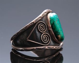Vintage Navajo Single Stone Turquoise & Silver Cuff Bracelet 	425004	Size: 6.25in <BR> Width: 43mm <BR>Centerstone: 32x22mm
