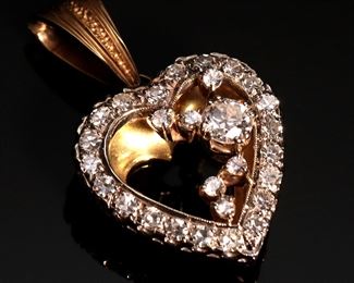 14k Gold & Diamond Heart Pendant 	331388