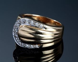 14k Gold Diamond Horseshoe Ring Size: 4.25	331365