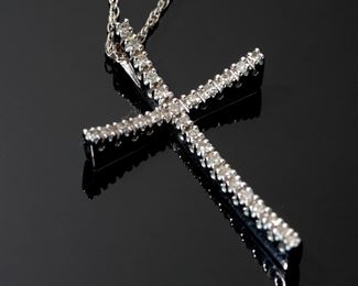 14k White Gold & Diamond Cross Necklace 	331428