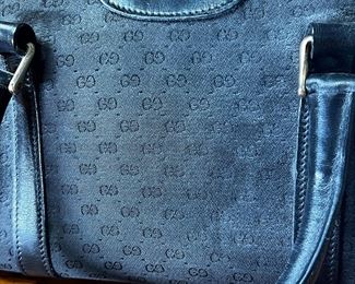 Gucci Black Bag GG Logo Leather  Canvas Purse 	244015	7.25x10.75x5in