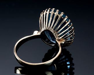 14k Gold & Aquamarine Ring Size: 8.25	331372