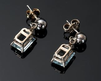 14k White Gold Emerald Cut  Aquamarine Earrings 	331435
