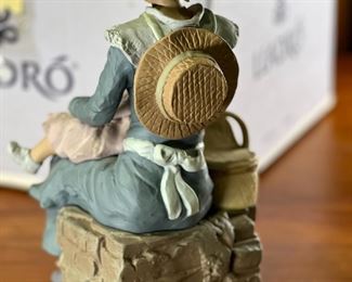 Lladro  Goyesca 11774 Treasured Moment Limited Edition Mother and Child Porcelain Figure in original box Sanisidro No. 79 Signed	244003	Figurine: 11.5x5.5x6.25in Box: 10x16x16in