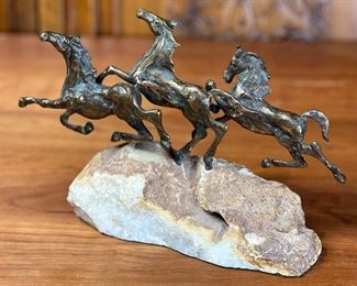 Bronze & Quartz Running Horse Sculpture	1186002	9.25x14x4.75in