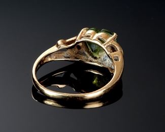 14 k Gold Peridot & Diamond Heart Ring Size 6.75	331368