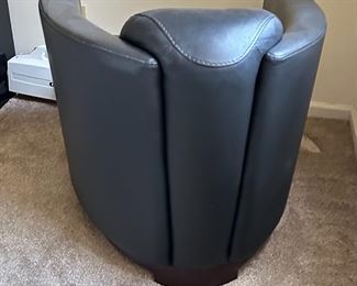 Nicoletti Calia Salotti Black Leather Chair Contemporary	417004	28x32x35in