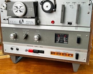 AKAI X-1800SD Vintage Reel-to-Reel Tape Deck Player w/ 8-track Player  X-1800 SD X1800SD	333312	11.125x16.75x13.75in