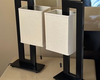 "2pc  Modern Table Lamp Black Floating Square PAIR
"	417006
