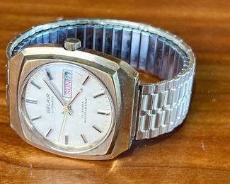 Vintage Belair Automatic Watch	222211	Face of watch is 54mm wide 