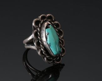 Vintage Navajo Turquoise & Silver Ring Native American #2	425018	size: 7 Centerpiece: 29x19mm