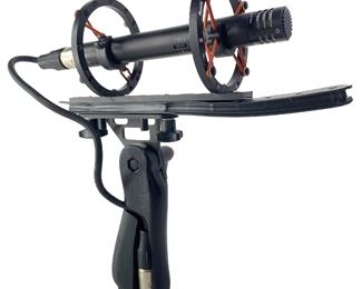 AKG C460B Condenser Microphone CK 61-ULS Capsule w/ Mount C-460 B	333425	6.75 mic 10x9x3.25 mount