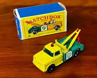 Lot of 4 Matchbox Series In Original Box	222221	1.5x3x1.5 each