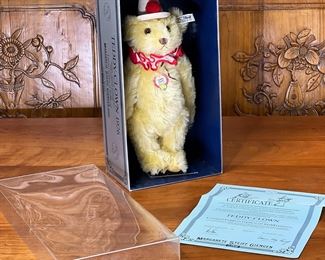 Steiff 0170/32 Teddy Clown 1926 Replica Mohair Bear Limited Edition Margaret Steiff Giengen Brenz in Box 	244004	Bear: 15.5x7x4in<BR>Original  Box: 16.5x8.5x5in