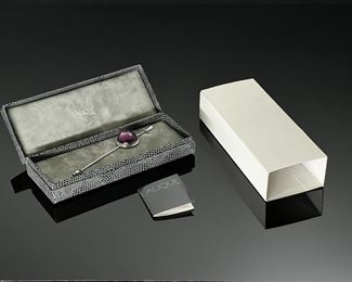 Lalique France Crystal Cabochon Stick Pin Purple In Original Box 	244032	Pin: 5in long 