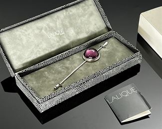 Lalique France Crystal Cabochon Stick Pin Purple In Original Box 	244032	Pin: 5in long 